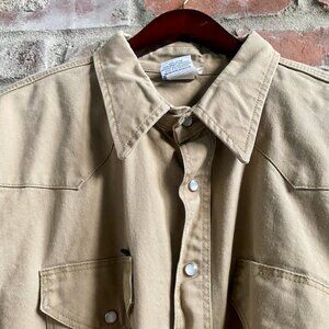 Indura Men's Workshirt: Flame Resistant, Long-Sleeve, Snap Closures,  Size 2XL.